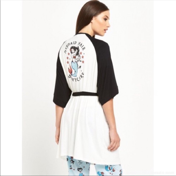 asos ♡ Minkpink | Lounging Robe - White - Picture 3 of 6